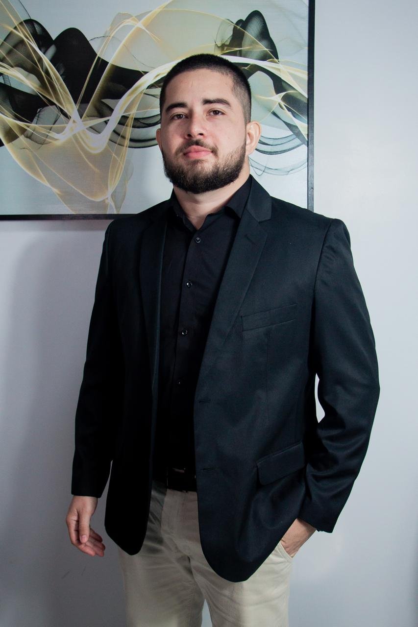 Dr. Gabriel Melo - Especialista em Implantes CRO-MA 5921 na Una Odonto